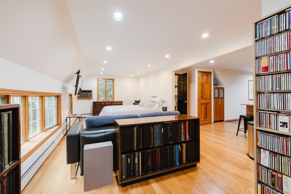 2 slaapkamers, een strijkplank/strijkijzer, wifi, beddengoed