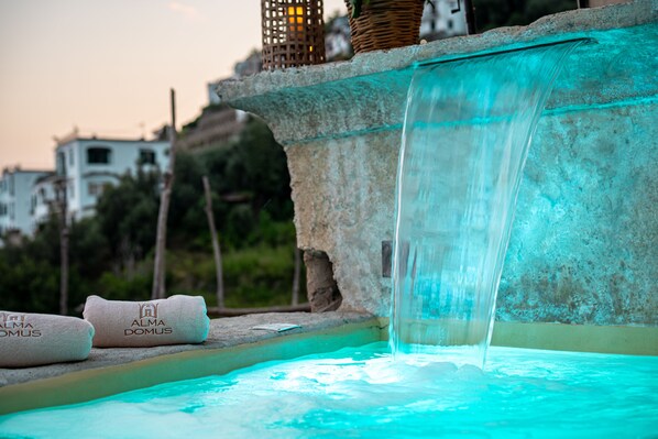 Spa - Aurora in Alma Domus antica casa a volte di recente apertura (Amalfi)