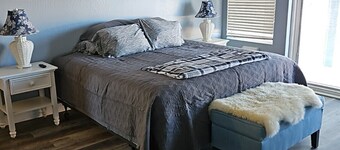 Cozy home in beautiful Prescott, Az. Minutes from downtown.