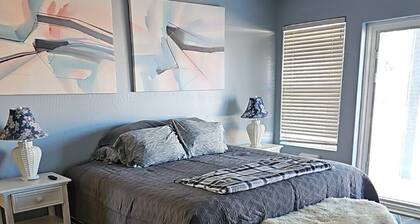 Cozy home in beautiful Prescott, Az. Minutes from downtown.