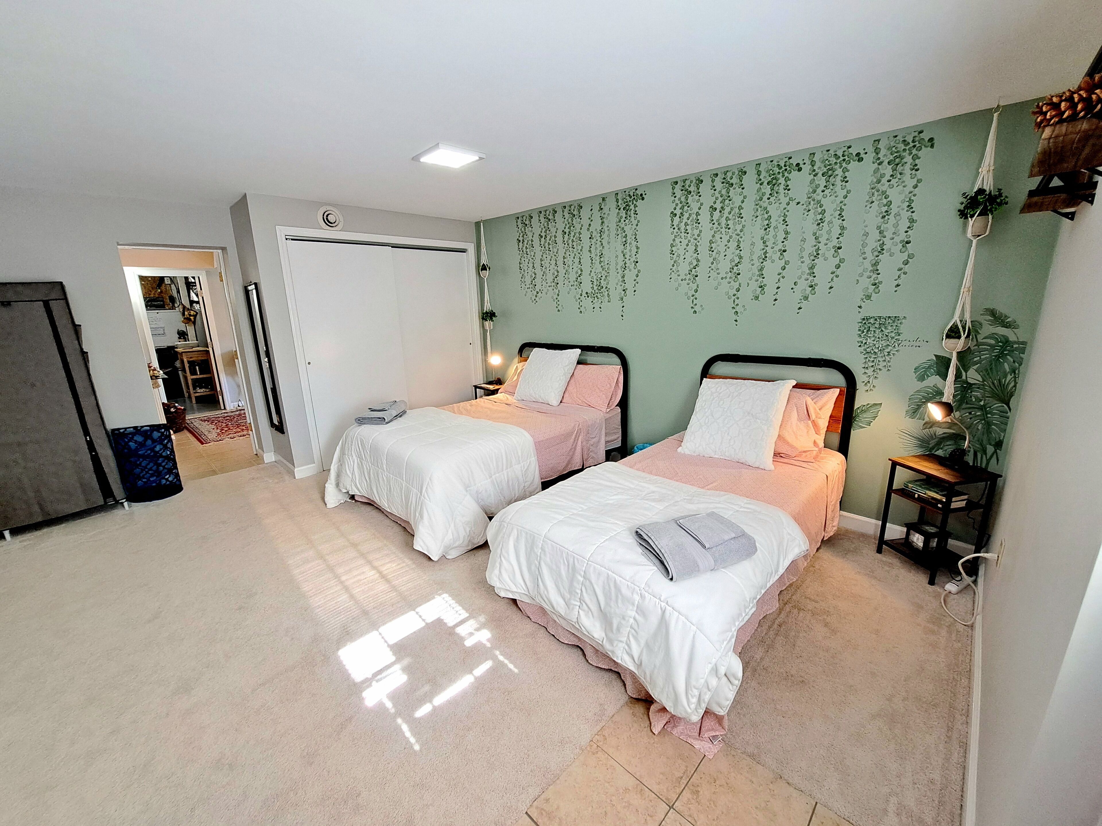 Simply Barefoot Private Suite