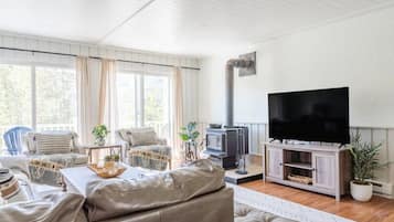 Una Smart TV, libros