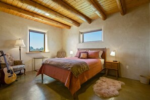 2 室のベッドルーム、アイロン / アイロン台、WiFi (無料)、ベッドシーツ