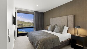 4 Schlafzimmer, Bügeleisen/Bügelbrett, WLAN, Bettwäsche