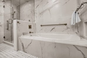 Dusche, Haartrockner