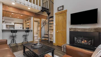 TV, fireplace, offices