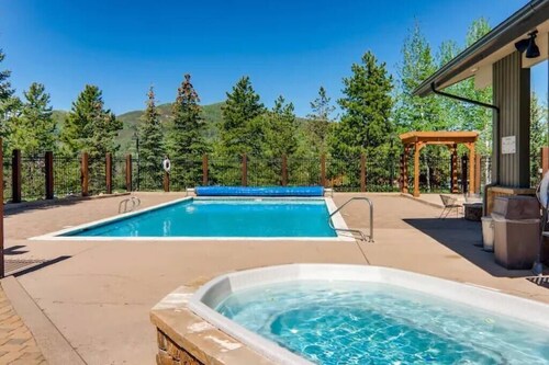 Scenic Serenity Summa