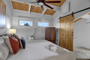 4 chambres, fer et planche à repasser, Wi-Fi, draps fournis