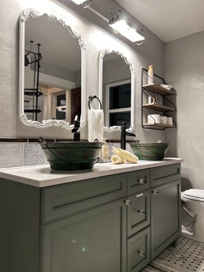 Hair dryer, towels, soap, shampoo