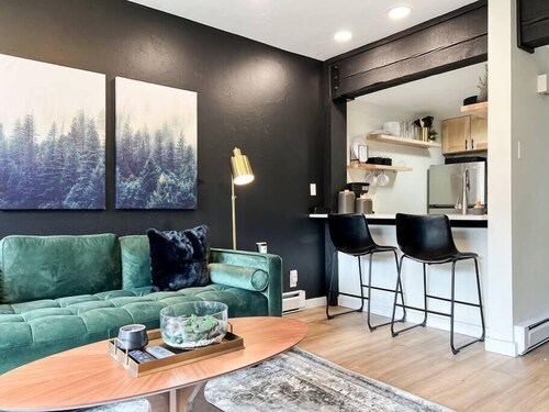 Evergreen Escape Summ