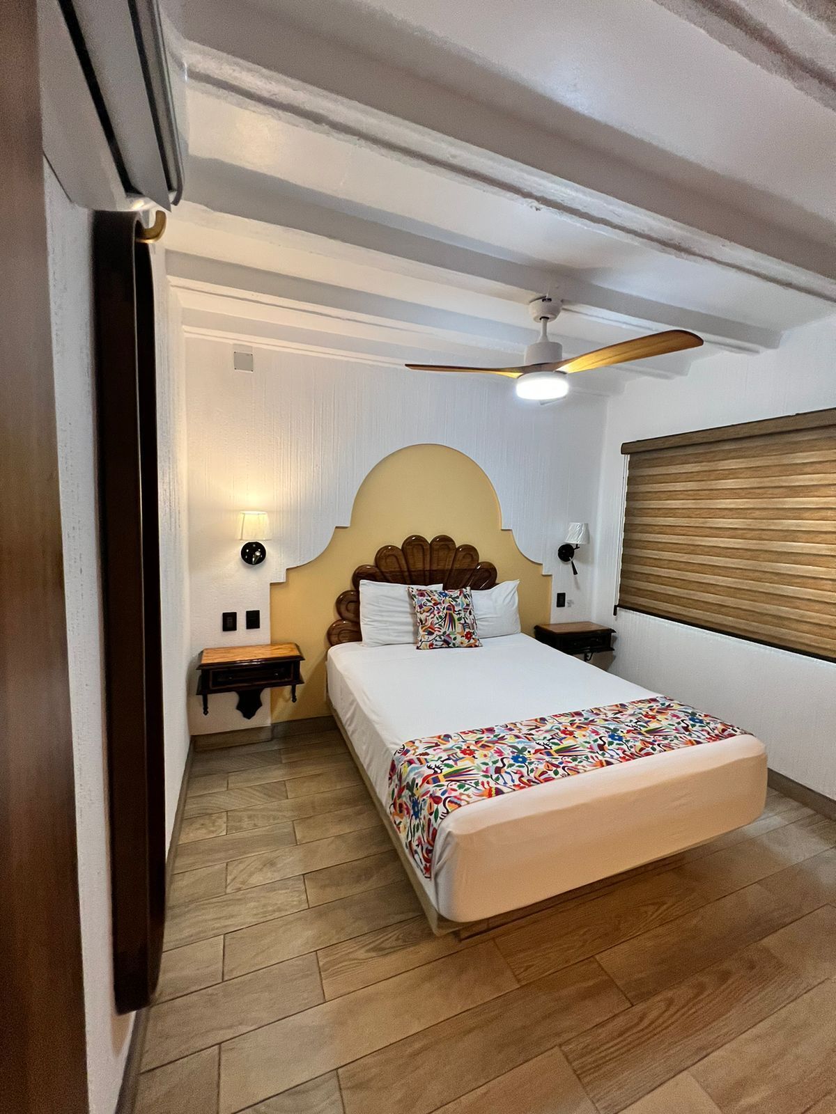 Deluxe Bungalow | Hypo-allergenic bedding, down comforters, minibar, in-room safe