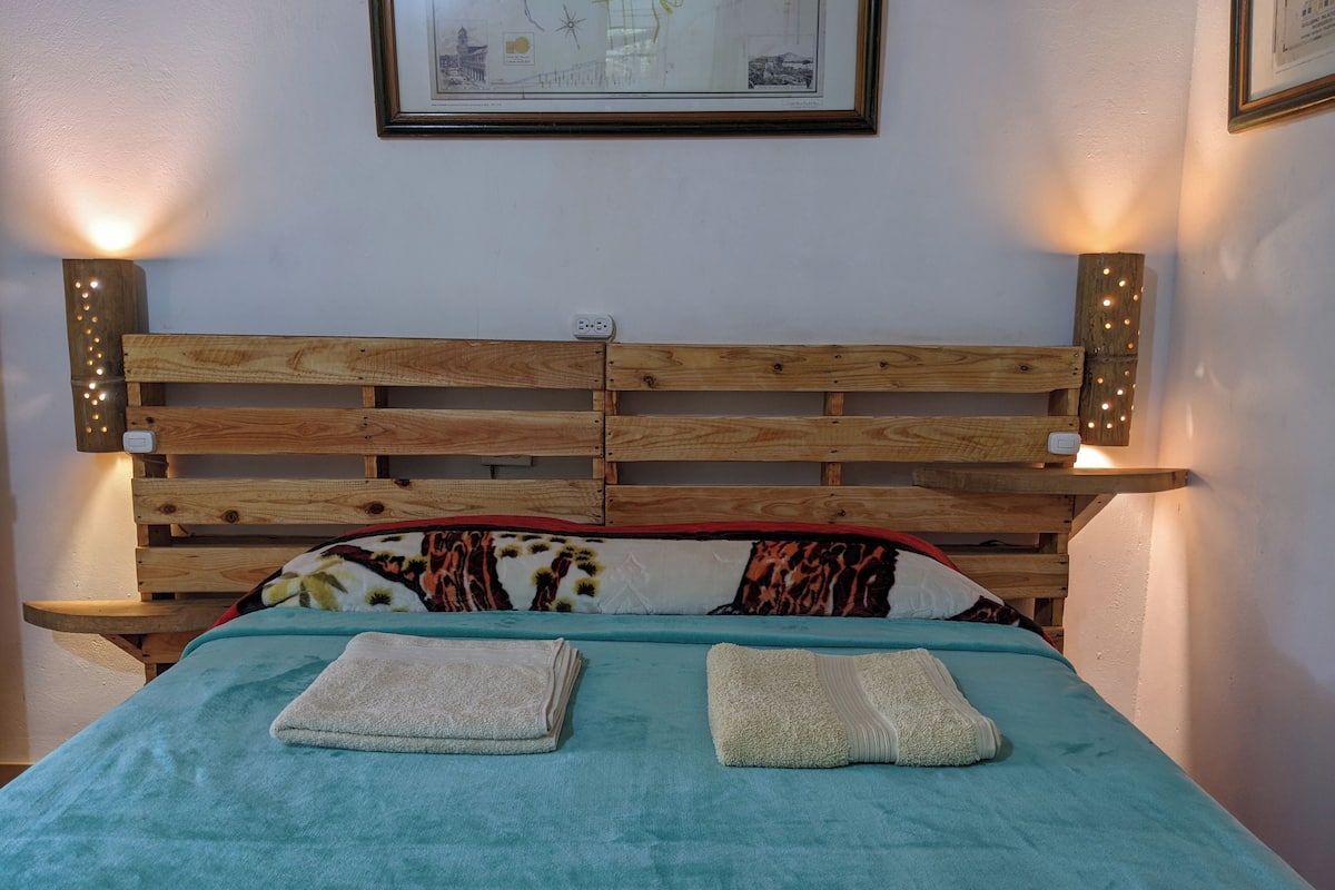 1 habitación, wifi gratis y ropa de cama