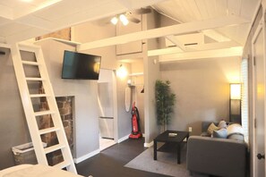 Interior - Brand New Carriage House! (Columbus)