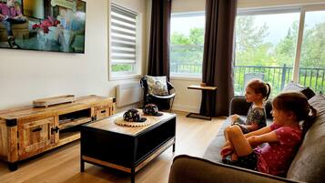 Smart TV, books
