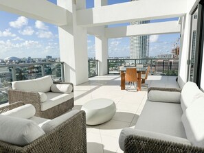 Deluxe Apartment, Multiple Beds, City View | City view - High-End Brickell Condos (Miami)