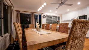 Dining - Shoal Bay Riggers - 7 Rigney St, Shoal Bay (Shoal Bay)