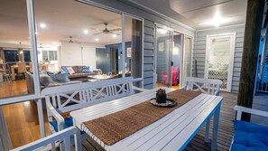 Dining - Shoal Bay Riggers - 7 Rigney St, Shoal Bay (Shoal Bay)