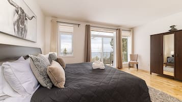 3 chambres, fer et planche à repasser, accès Internet, draps fournis