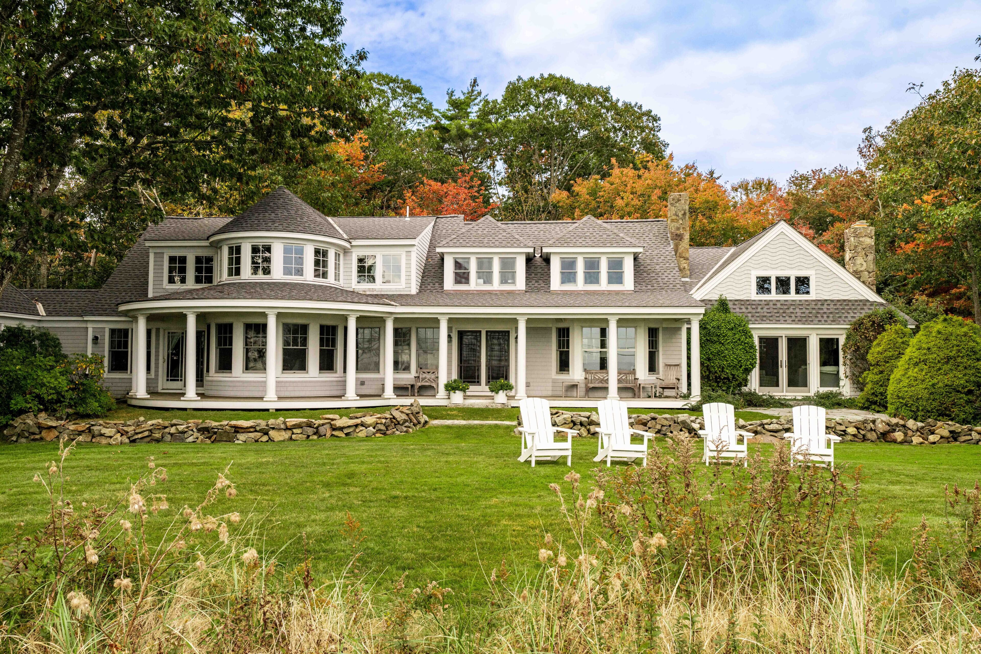 Luxury 5 Bedrooms 6 Bath, Spectacular Views of Walkers Point and Atlantic Ocean