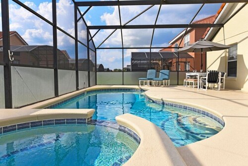 Sunny west facing pool home with hot tub and games room - gated Solana Resort