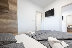 2 bedrooms, free WiFi, bed sheets