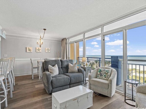 Smart TV - Oceanfront condo /2 bedrooms 2 baths/ Ocean Pearl in Myrtle Beach (Myrtle Beach)