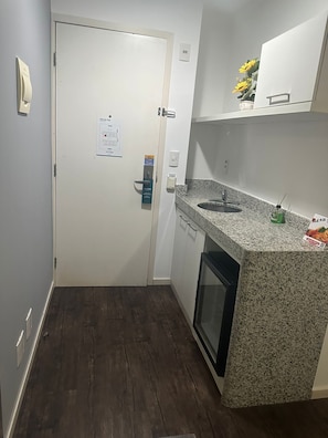 Quarto executivo, 1 cama de casal | Cozinha privada