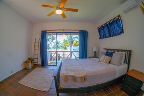 5 bedrooms, travel crib, free WiFi, bed sheets - Beautiful Beachfront house, ideal for big families (Metalio)
