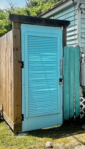 Exterior detail - The Blue Mermaid-Walk to beach-Pets ok (Galveston)