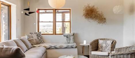 智能电视、壁炉