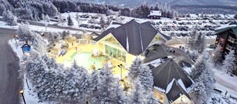 Stylish Studio in Village Steps from Ski Slope