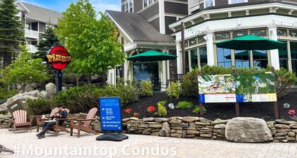 Stylish Studio in Village Steps from Ski Slope