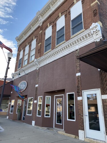 2 bedroom apartment in downtown Zumbrota.  Sleeps 4-6.