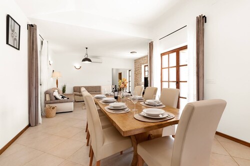 Ferienhaus Muline – charmantes Haus mit Pool