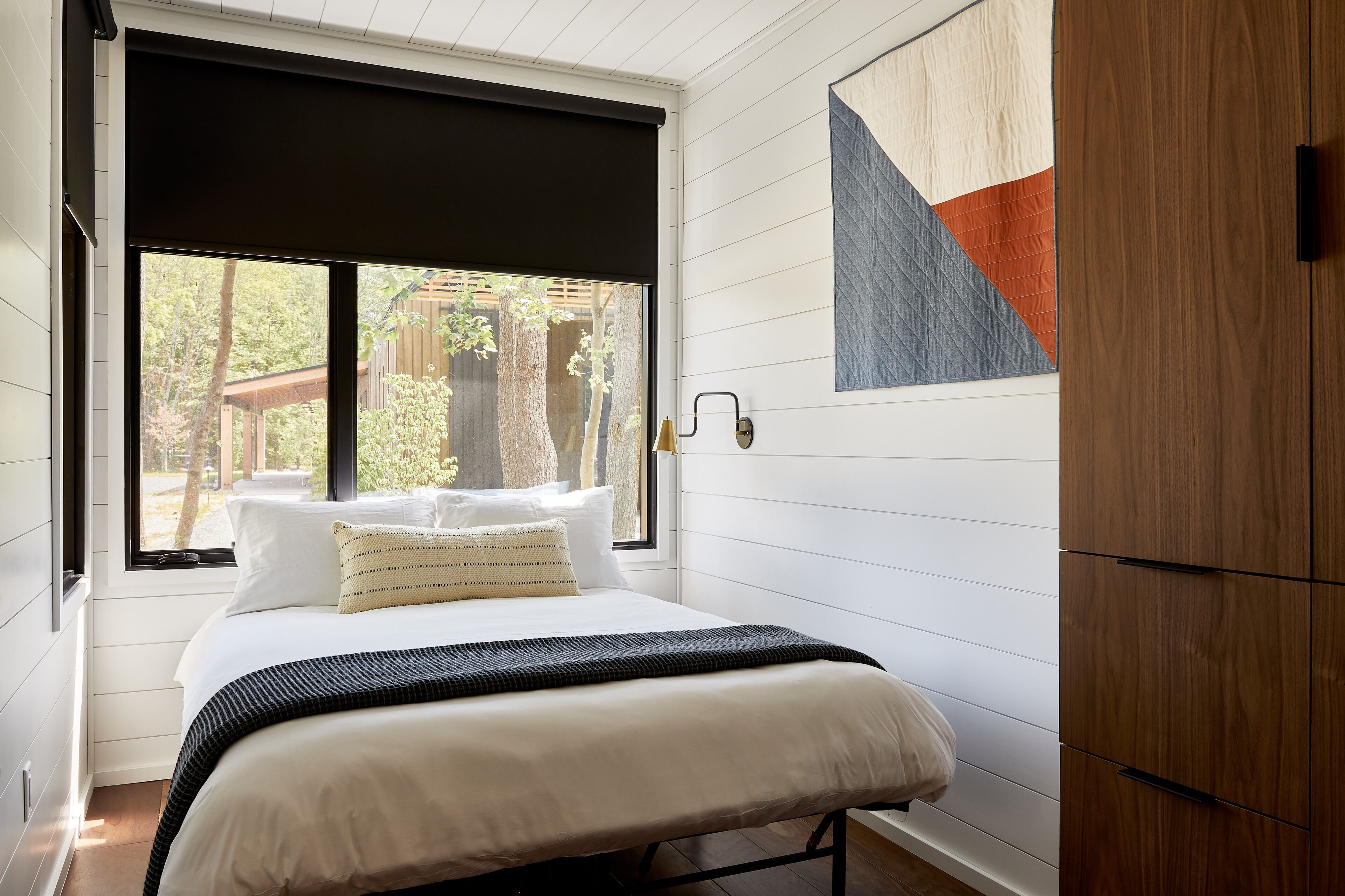 Egyptian cotton sheets, premium bedding, Tempur-Pedic beds, free WiFi