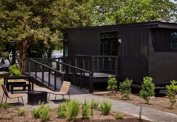 Exterior - AutoCamp Asheville (Asheville)