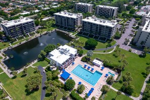 Exterior - Beachplace 11-305 (3BR) by FGC (Longboat Key)