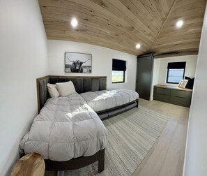 3 slaapkamers, reisbedje, gratis wifi, beddengoed