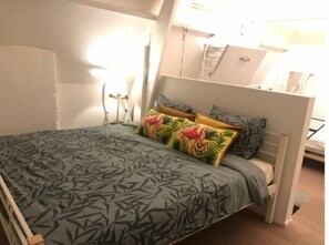 2 bedrooms