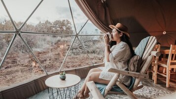 Estúdio romântico | Área de estar