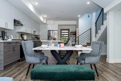 Downtown SJ, near Airport w/bathroom in every bedroom