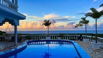 2 outdoor pools, open 8:00 AM to 9:00 PM, sun loungers