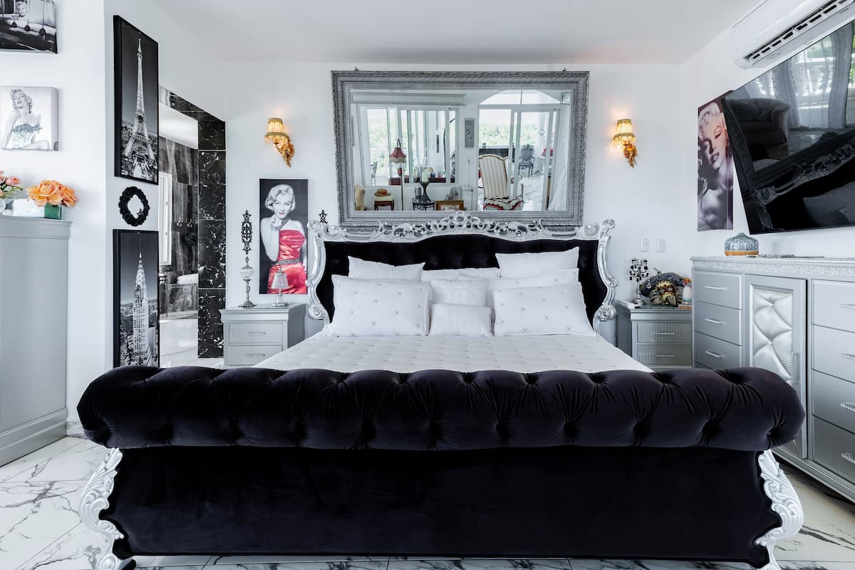 PENTHOUSE LUXURY SUITE, Romantic Penthouse | 1 Schlafzimmer, hochwertige Bettwaren, kostenloses WLAN