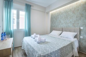 2 chambres, fer et planche à repasser, lit parapluie, Wi-Fi gratuit