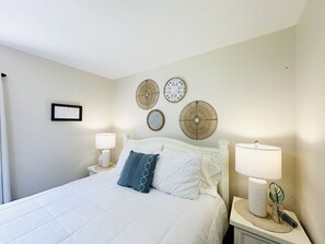 1 bedroom, iron/ironing board, travel cot, free WiFi