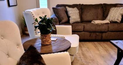 Judy House, spacious house in Tickfaw, LA