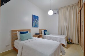 4 chambres, fer et planche à repasser, Wi-Fi gratuit, draps fournis