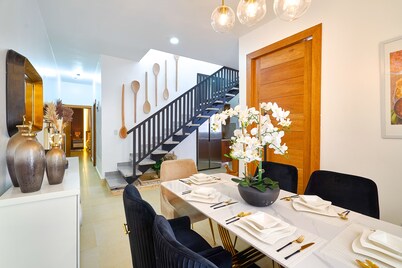 SPACIOUS AND LUXURY VILLA WITH 4 BEDROOM, PICUZZI, and all what you deserve.