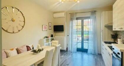 Cozy apartment with mountain view from back deck and fenced in yard.