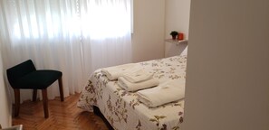 1 Schlafzimmer, Bügeleisen/Bügelbrett, kostenloses WLAN, Bettwäsche